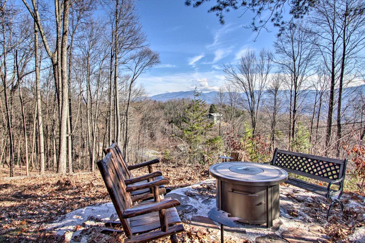 Panoramic-View Gatlinburg Cabin With Private Hot Tub Luaran gambar